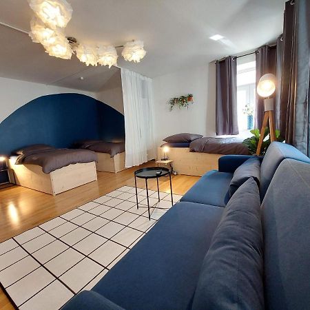 Ferienwohnung Viel Platz Fuer Gruppen Inkl. Waschmaschine, Hochstuhl Und Playstation Mitten In Der Altstadt Amberg Exterior foto